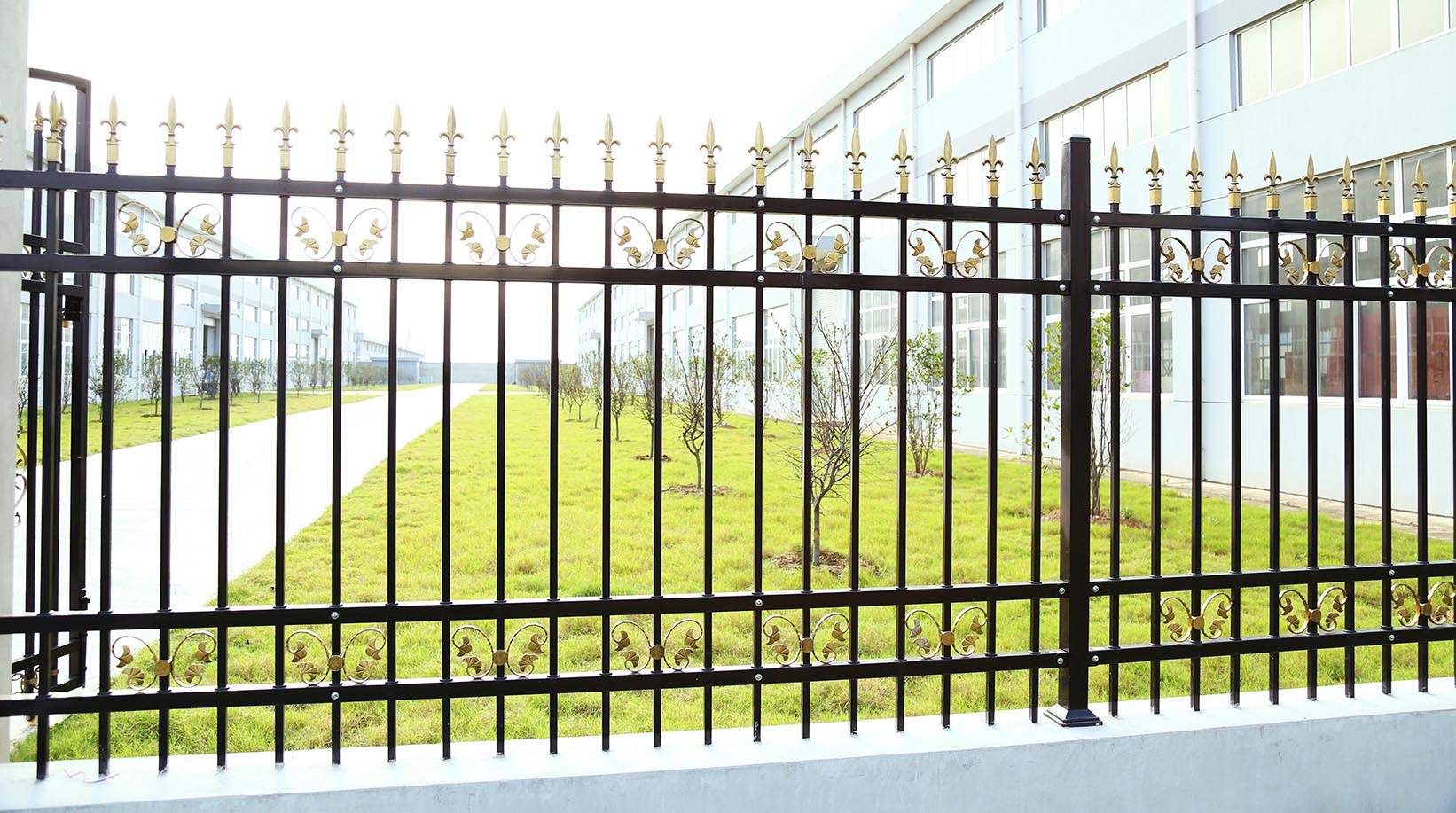 锌钢护栏为城市打造靓丽的“风景”
