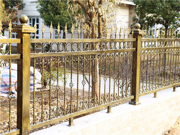 铁艺围栏的设计特点有哪些你知道吗？
